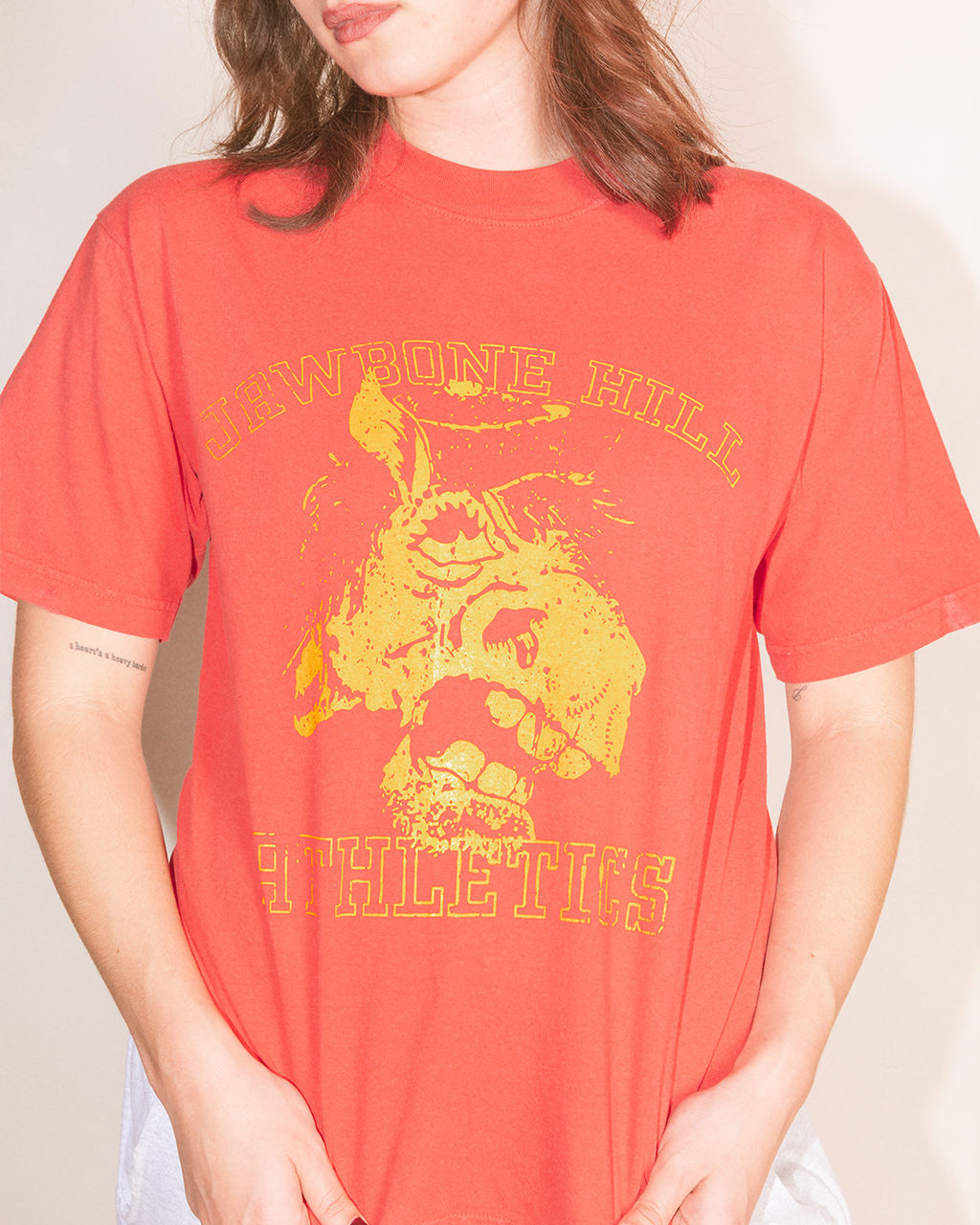 "JAWBONE HILL" tee
