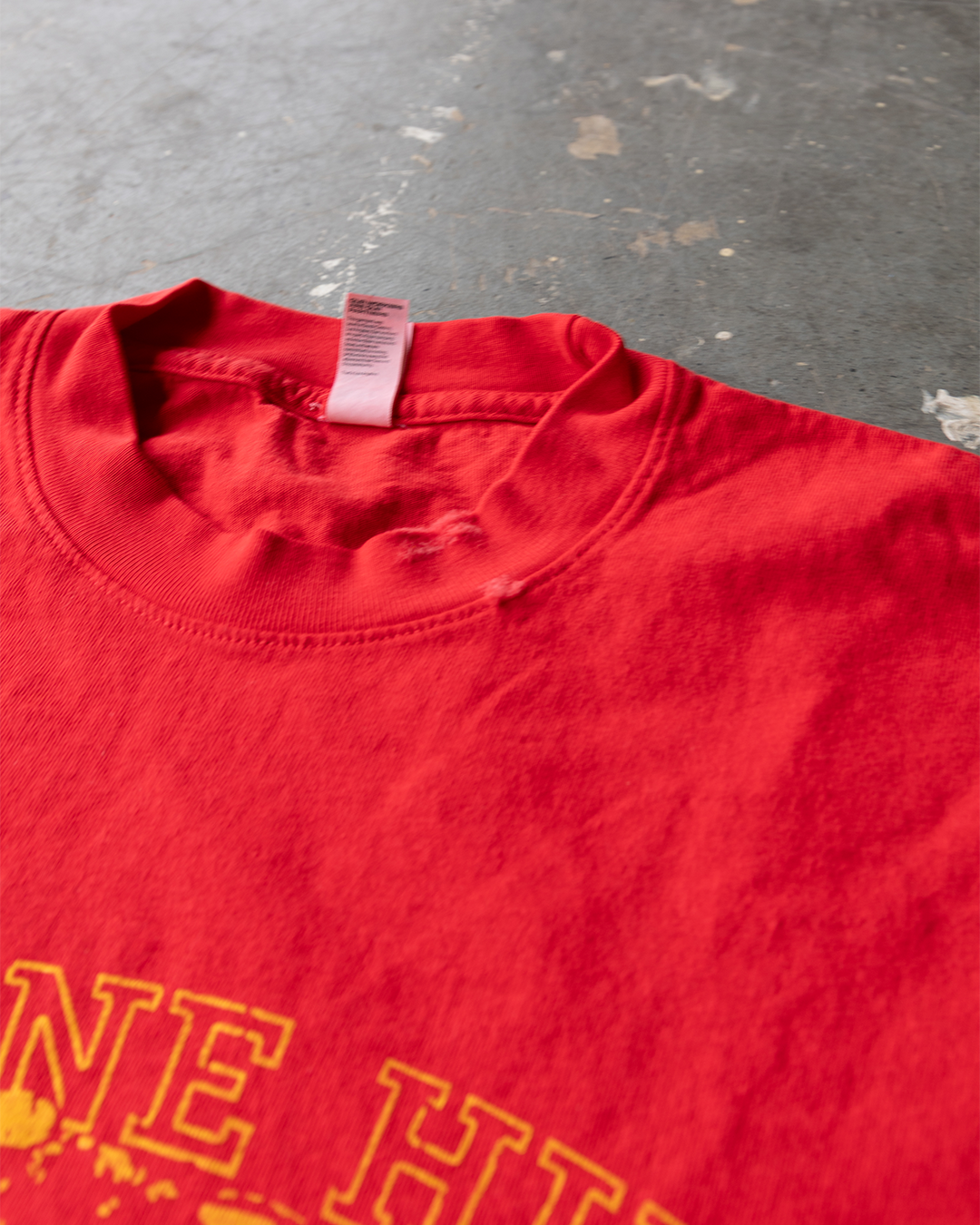 "JAWBONE HILL" tee